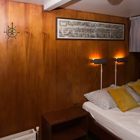 Auberge de jeunesse Panta Rhei Boatique *