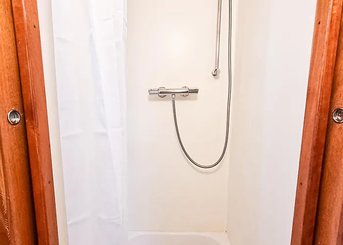 Хостел Panta Rhei Boatique Амстердам