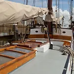 Panta Rhei Boatique *